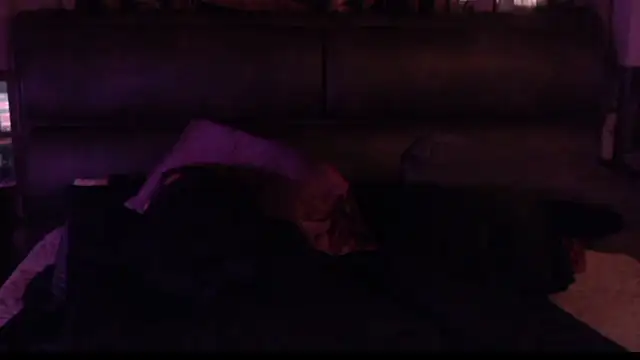 Snapshot of Hard_to_Handlexxx chatting on 01-16-26, 12:42 Hard to Handlexxx online show from 01-16-26, 12:42