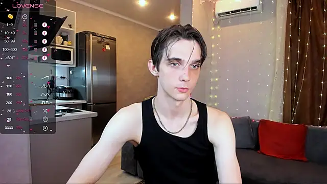 Aaron Boom online show from 06-27-26, 08:03