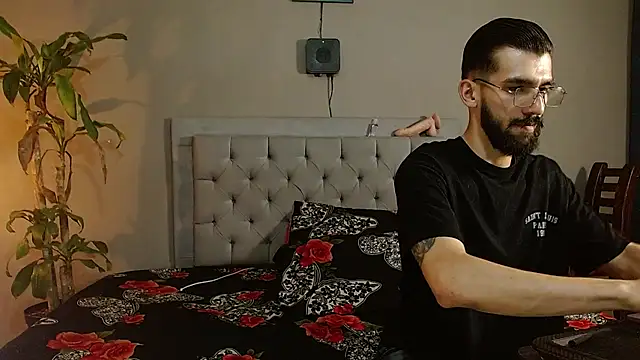 Mr WhiteCock online show from 01-02-25, 10:01