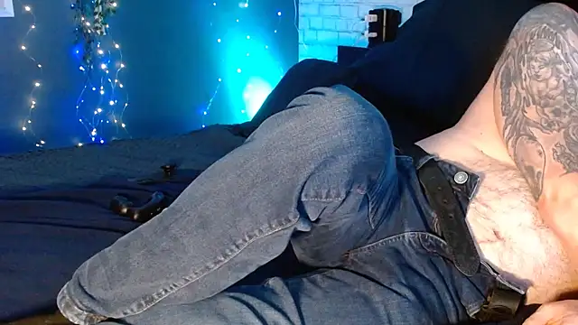 Krys and Steve online show from 12-04-24, 11:02