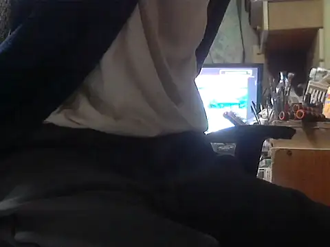 Snapshot of shikokichi55 chatting on 01-15-25, 02:24 shikokichi55 online show from 01-15-25, 02:24