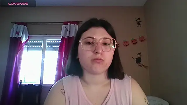Snapshot of imsohornydacom chatting on 11-13-25, 03:11 imsohornydacom online show from 11-13-25, 03:11