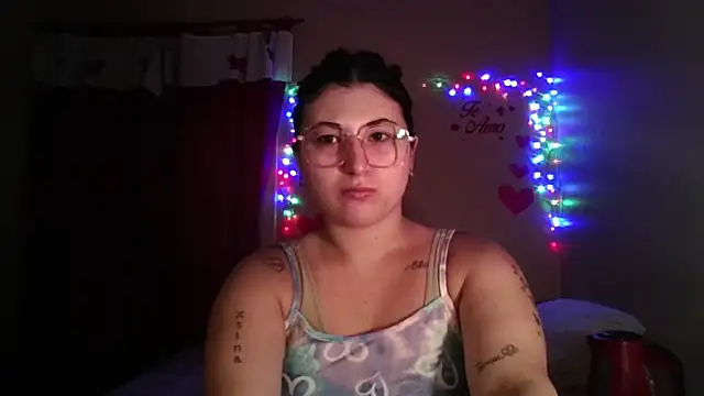 Snapshot of imsohornydacom chatting on 02-13-26, 10:50 imsohornydacom online show from 02-13-26, 10:50