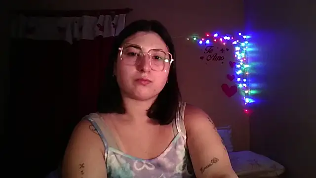 Snapshot of imsohornydacom chatting on 02-14-26, 11:23 imsohornydacom online show from 02-14-26, 11:23