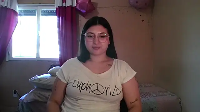 Snapshot of imsohornydacom chatting on 03-25-26, 05:30 imsohornydacom online show from 03-25-26, 05:30