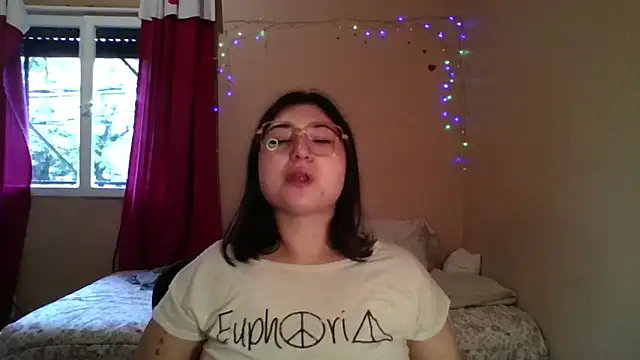 Snapshot of imsohornydacom chatting on 04-15-26, 06:26 imsohornydacom online show from 04-15-26, 06:26