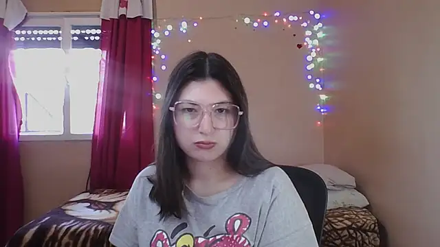 Snapshot of imsohornydacom chatting on 07-16-26, 04:35 imsohornydacom online show from 07-16-26, 04:35