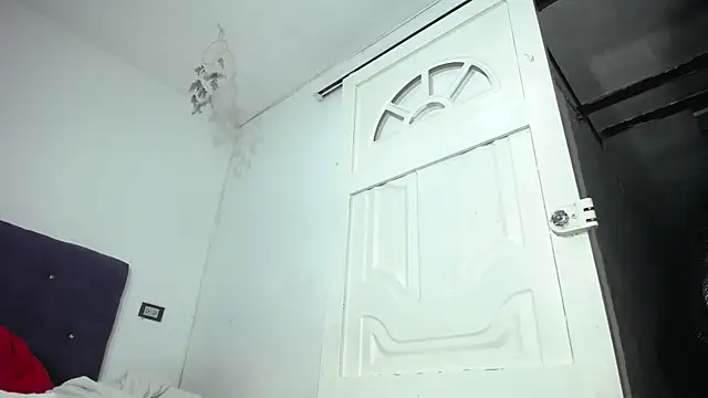 Squirter pussybomb online show from 05-16-26, 05:15