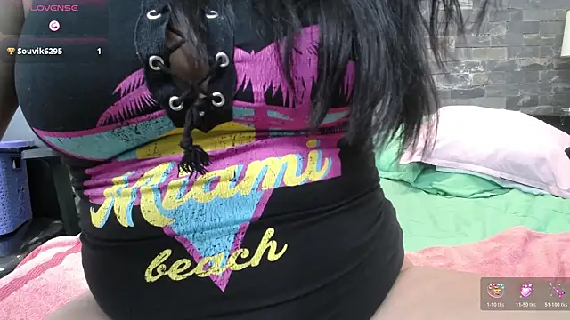 Snapshot of dayadubey_ chatting on 11-13-25, 10:14 dayadubey online show from 11-13-25, 10:14