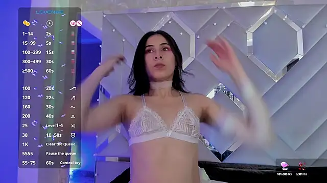 Sara Foxx1 online show from 01-16-25, 08:00