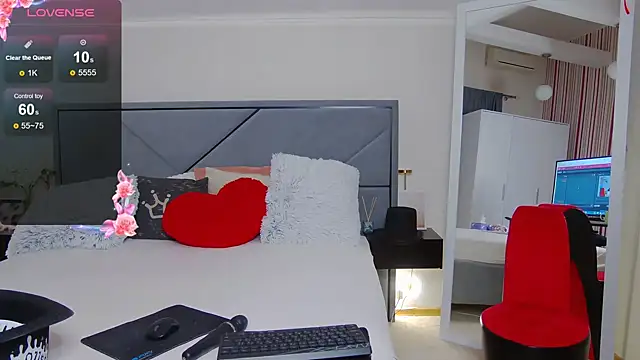 BellaHillss online show from 01-27-25, 03:50