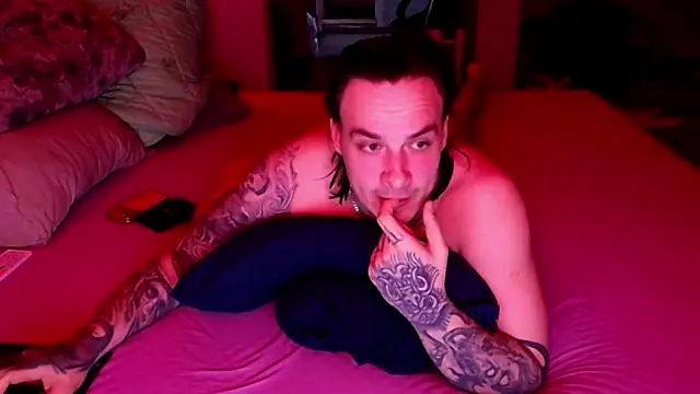 baphomet from ice online show from 04-25-26, 01:14