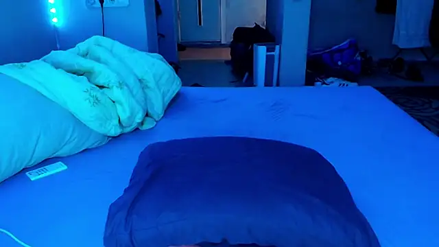 baphomet from ice online show from 04-26-26, 03:32