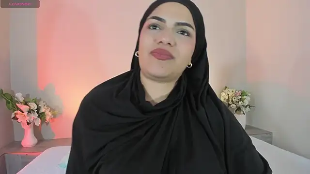 Snapshot of Umarani_ chatting on 05-19-26, 06:36 Umarani online show from 05-19-26, 06:36