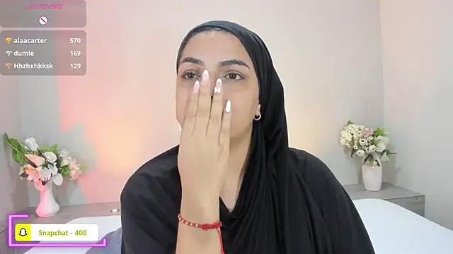 Snapshot of Umarani_ chatting on 05-20-26, 11:44 Umarani online show from 05-20-26, 11:44
