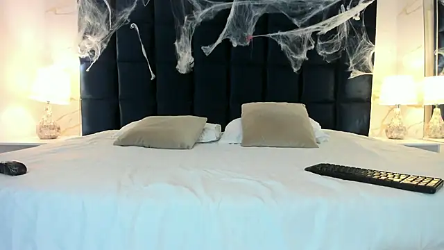 Ary1  online show from 10-20-25, 03:18