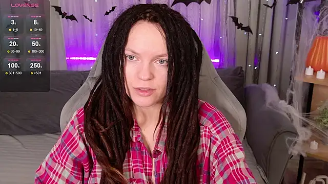 CoreyJane online show from 10-21-25, 04:35