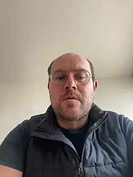 Snapshot of porompomperro chatting on 12-27-24, 10:55 porompomperro online show from 12-27-24, 10:55