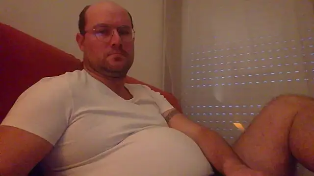 Snapshot of porompomperro chatting on 01-04-25, 04:22 porompomperro online show from 01-04-25, 04:22