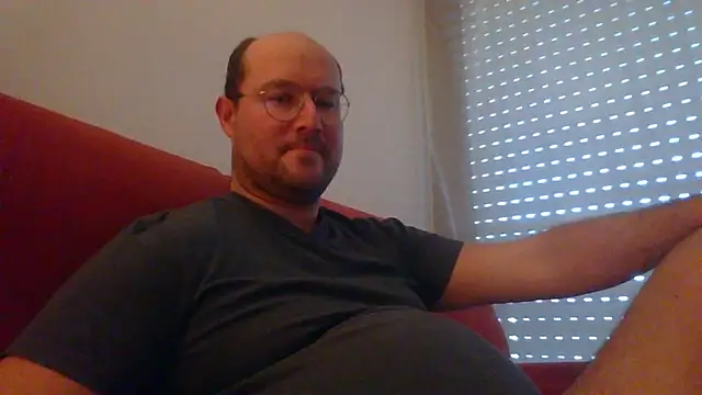 Snapshot of porompomperro chatting on 01-06-25, 03:51 porompomperro online show from 01-06-25, 03:51
