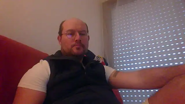 Snapshot of porompomperro chatting on 01-08-25, 10:59 porompomperro online show from 01-08-25, 10:59