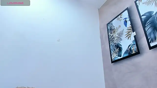 DahianaLincoln online show from 10-29-25, 10:11