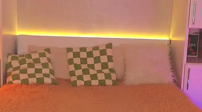 Snapshot of Leaaaaaaaaa chatting on 02-13-25, 05:33 Leaaaaaaaaa online show from 02-13-25, 05:33