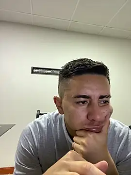 DanielGomez9 online show from 12-09-24, 11:34