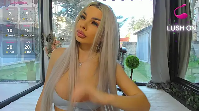 Snapshot of Russian_Ava chatting on 03-19-25, 06:57 Russian Ava online show from 03-19-25, 06:57