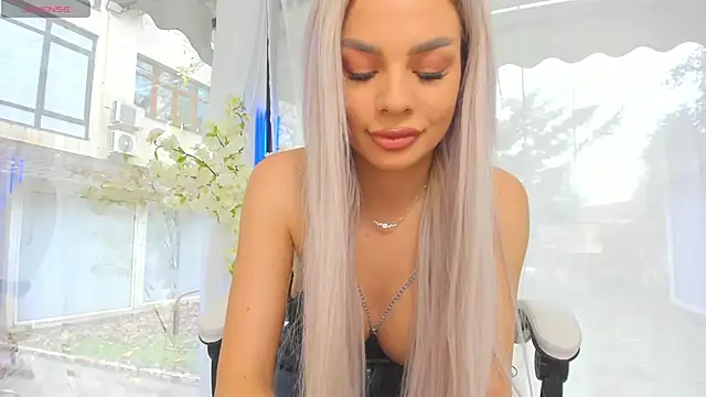 Snapshot of Russian_Ava chatting on 11-16-25, 07:25 Russian Ava online show from 11-16-25, 07:25