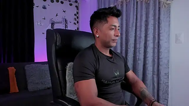 Couple muscle1 online show from 03-16-25, 10:20