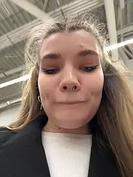 Holy Tereza online show from 01-11-25, 03:31