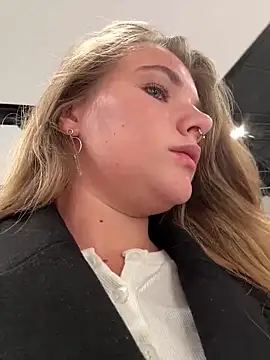 Holy Tereza online show from 02-19-25, 06:21