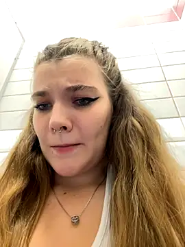 Holy Tereza online show from 10-03-25, 03:42