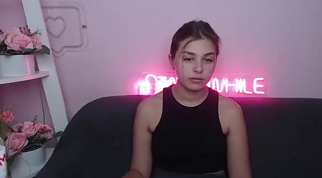 MilanaAngelAs online show from 01-06-25, 10:57