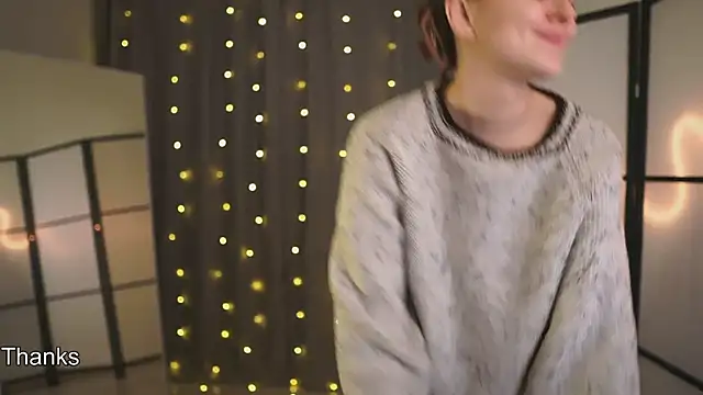 Addelin Moon online show from 01-18-25, 10:28