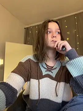 Addelin Moon online show from 01-25-25, 03:41