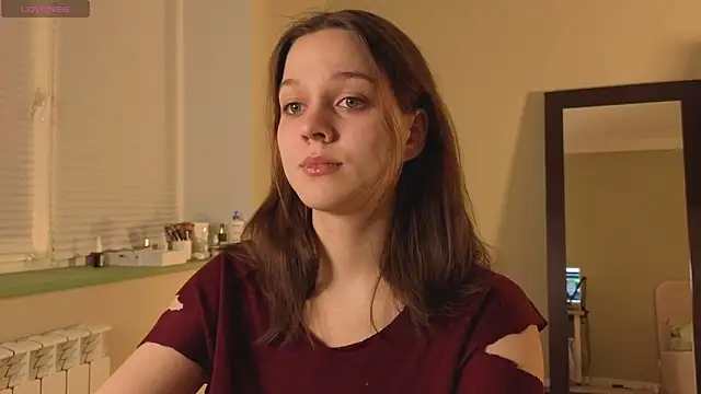 Addelin Moon online show from 11-20-25, 04:29