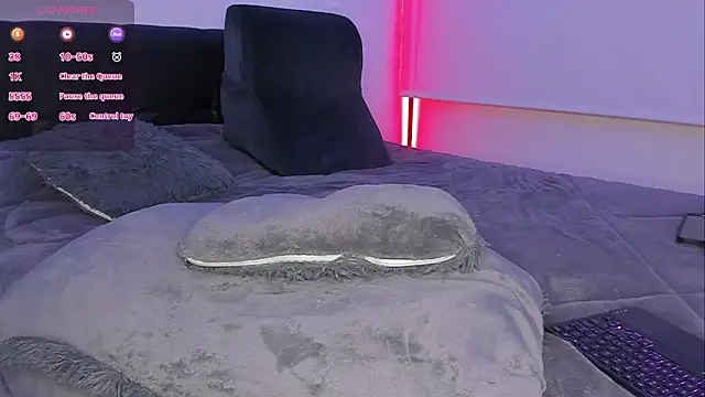 Snapshot of cleo_adams chatting on 02-12-25, 04:12 cleo adams online show from 02-12-25, 04:12