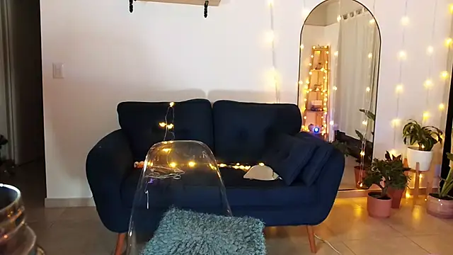 Snapshot of Melisa_cream chatting on 01-06-25, 02:48 Melisa cream online show from 01-06-25, 02:48