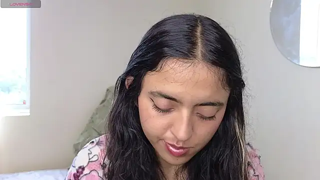 ViolettaSummer online show from 10-12-25, 05:12