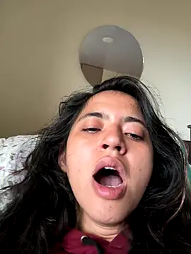 ViolettaSummer online show from 12-13-25, 10:26