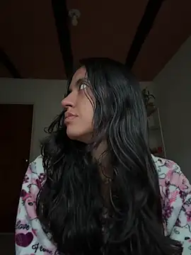 ViolettaSummer online show from 03-25-26, 11:49