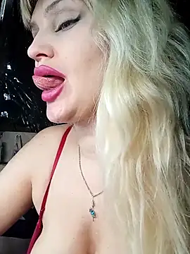 Freya Milf online show from 04-16-26, 06:03