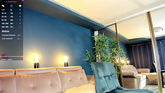 Snapshot of Project-Raven chatting on 03-11-25, 11:04 Project-Raven online show from 03-11-25, 11:04