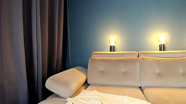 Snapshot of Project-Raven chatting on 09-13-25, 07:13 Project-Raven online show from 09-13-25, 07:13