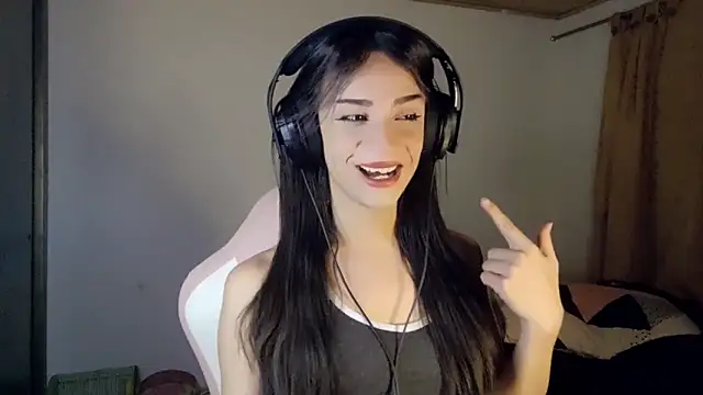 Dollbehavior  online show from 04-14-26, 01:44