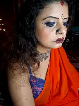 Snapshot of Maaya66 chatting on 01-16-25, 06:59 Maaya66 online show from 01-16-25, 06:59