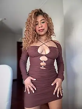 Snapshot of LEONCITA_ chatting on 02-28-25, 04:53 LEONCITA online show from 02-28-25, 04:53