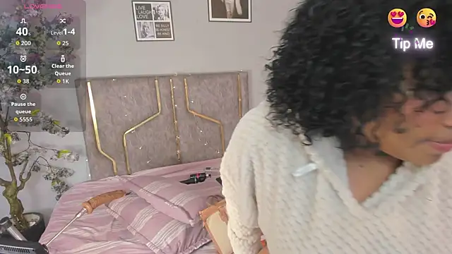 Snapshot of Katejordan chatting on 11-12-25, 03:51 Katejordan online show from 11-12-25, 03:51